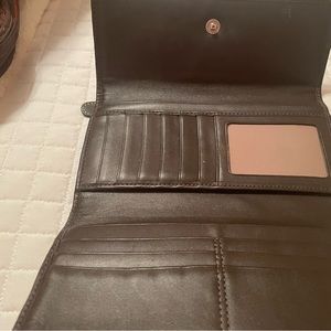 Coach purse 15w12h w/matching walllet